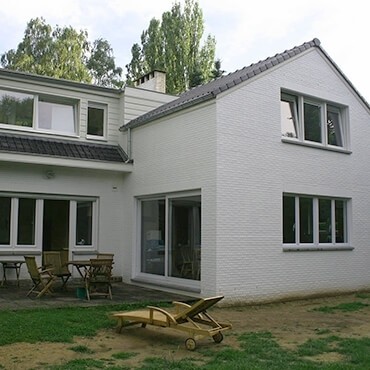 Travaux de construction d'une annexe en bois