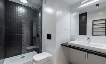 Comment agencer sa salle de douche sur une mini-surface en Wallonie et à Bruxelles ?